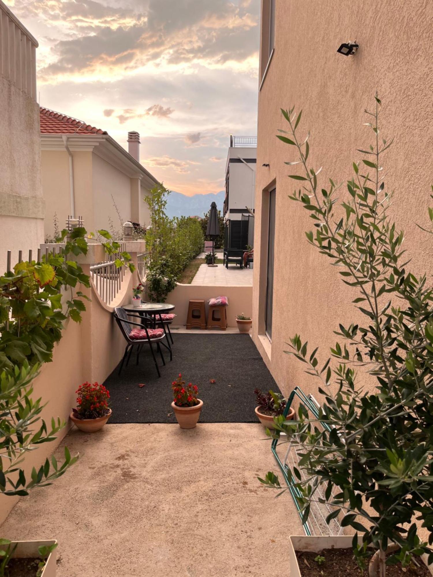 Id Apartments ティヴァト エクステリア 写真